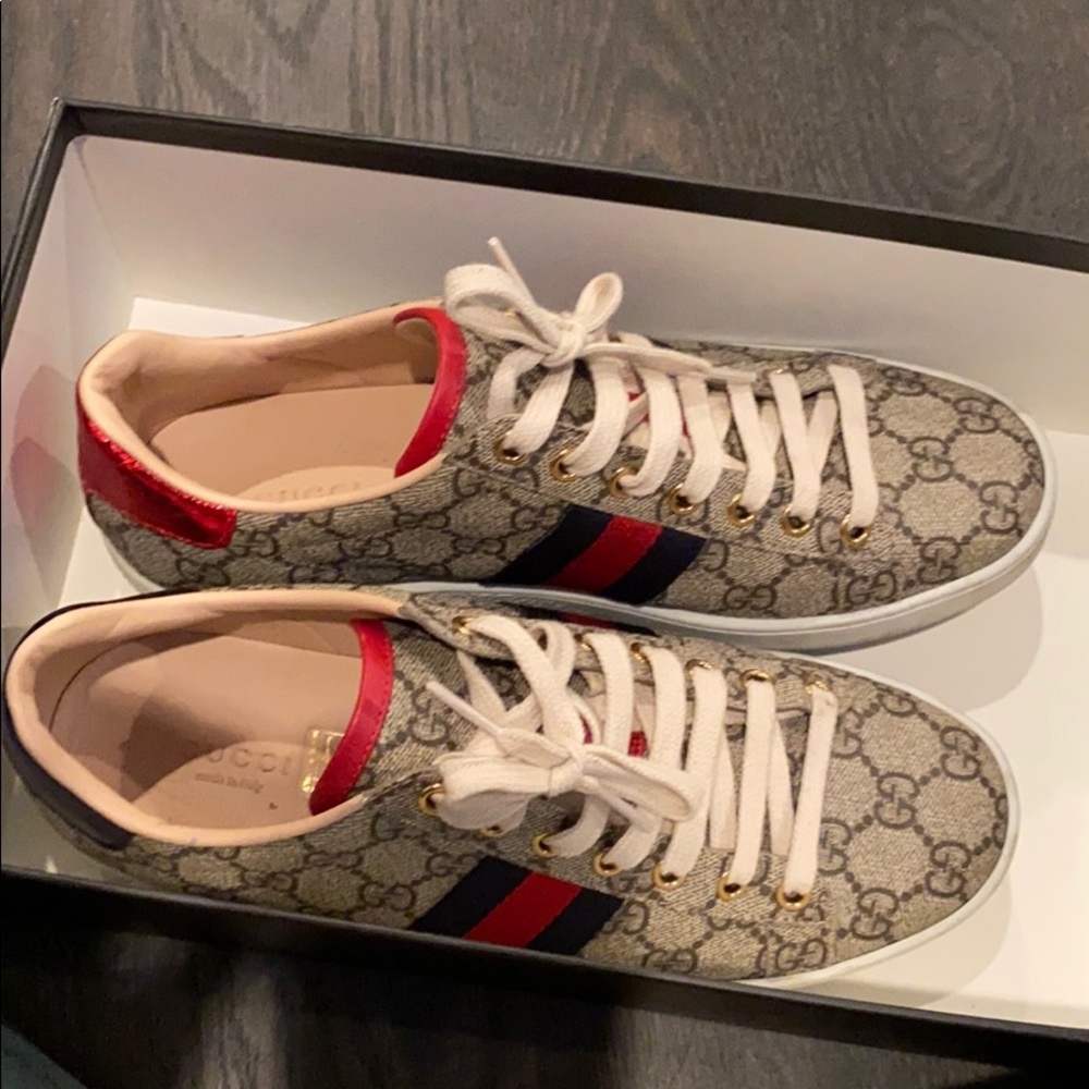 Gucci sneakers